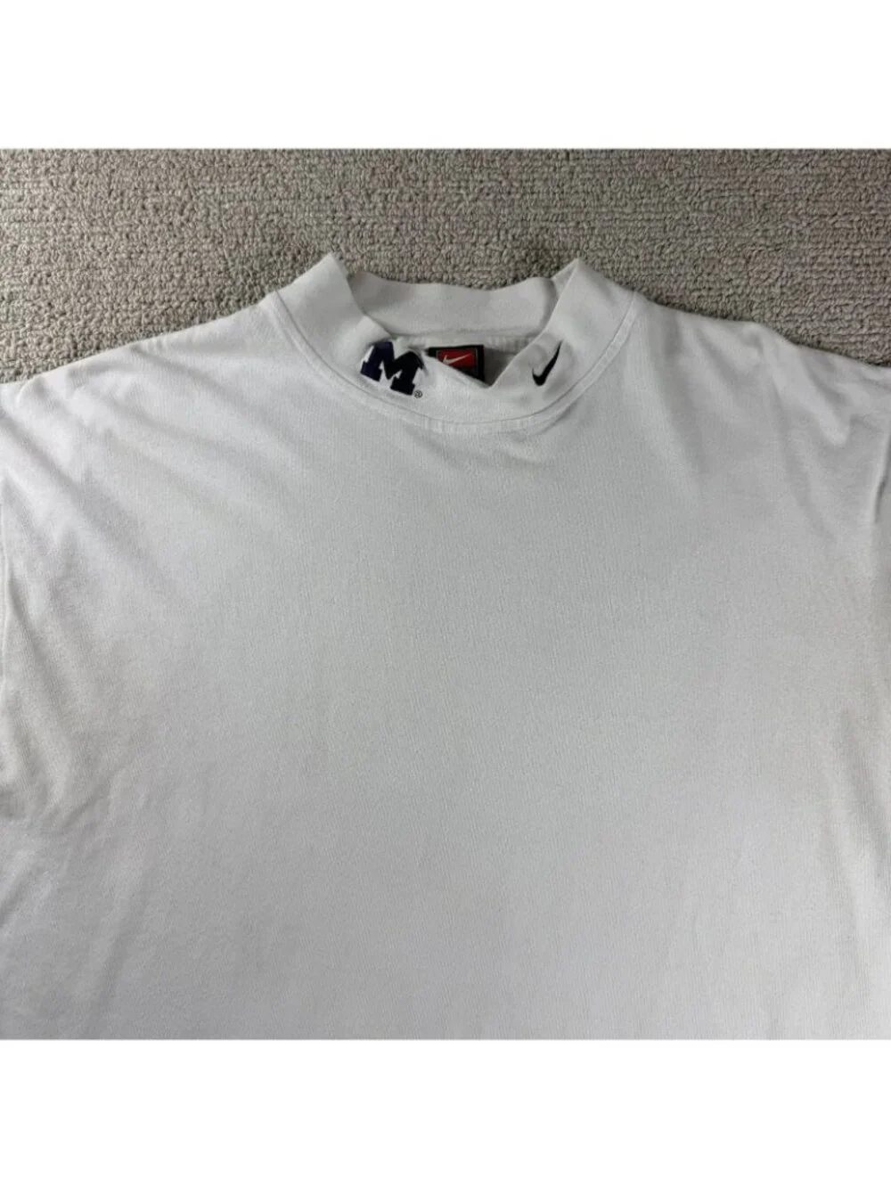 Vintage Nike Michigan Wolverines Collar Logo T-shirt White Blue Men’s Size XL